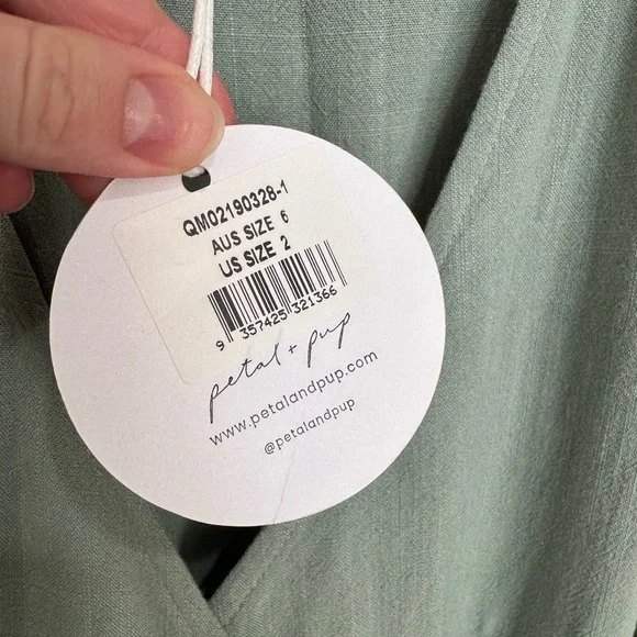 Petal & Pup NWT Sage Green Linen Midi Wrap Dress Flutter Sleeves Size 2 - Picture 6 of 7